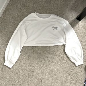 Crop top- long sleeve with pinky’s crossed logo